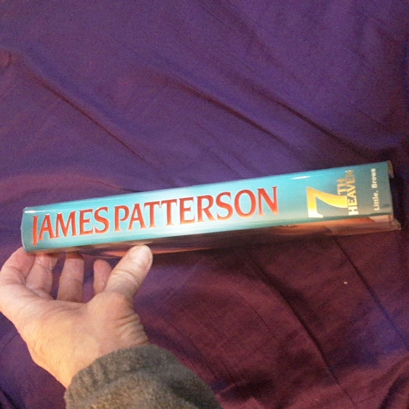 📚3/10📚 James Patterson book - Picture 2 of 3